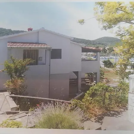Opacac Apartment *